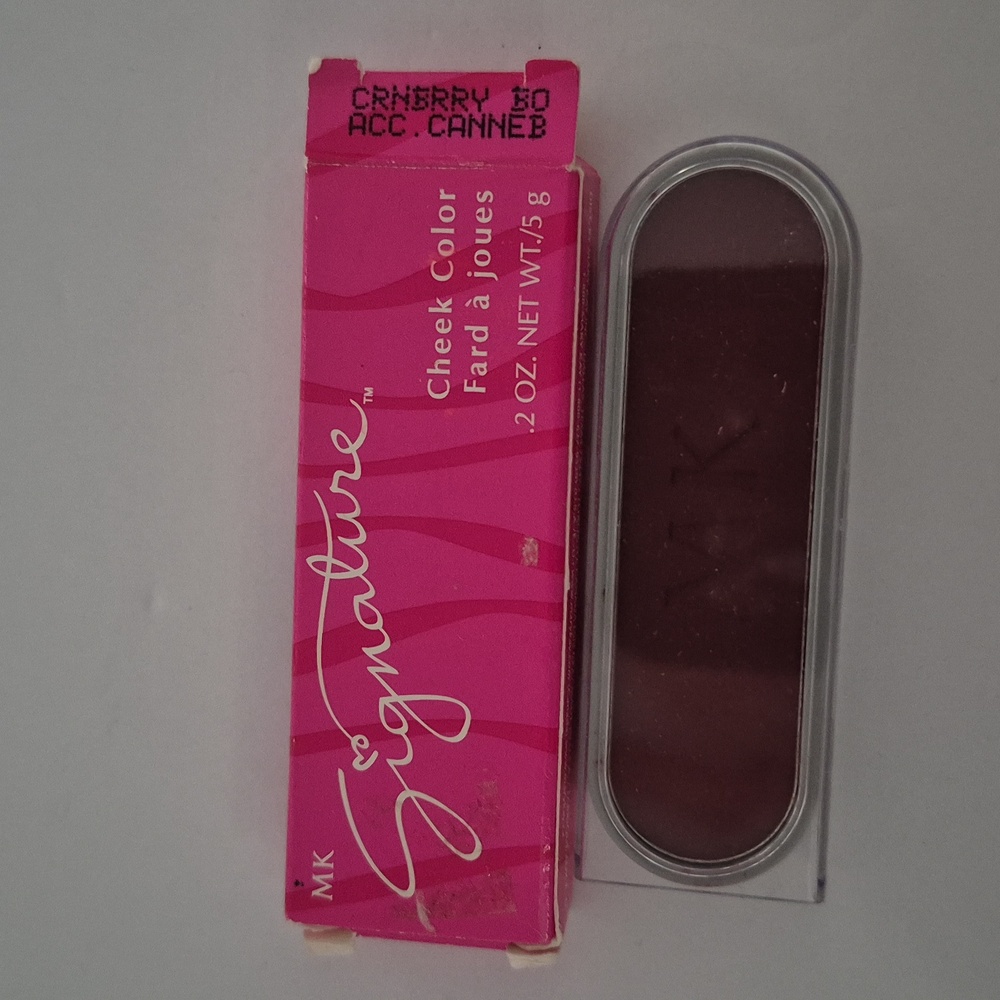 Vintage Mary Kay MK Signature Cheek Color Cranberry Bold 8867 Italy